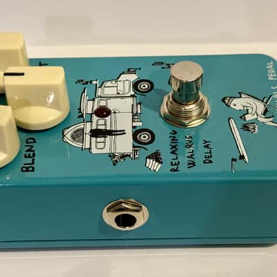 Animals Pedal Relaxing Walrus Delay V1 image 3