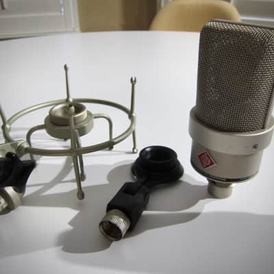 Neumann Microphone Type TLM 103 with Yoke Circa-2000s-Brushed Silver image 7