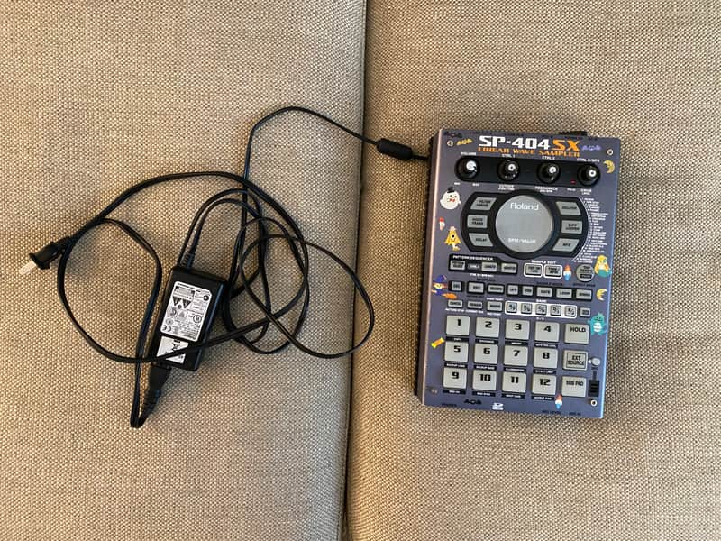 Roland SP-404SX Linear Wave Sampler | Reverb