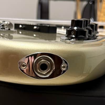 Fender American Elite Jazz Bass with Maple Fretboard 2016 - 2019 - Champagne image 6