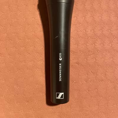 Sennheiser e935 Handheld Cardioid Dynamic Vocal Microphone 2003 - Present - Black
