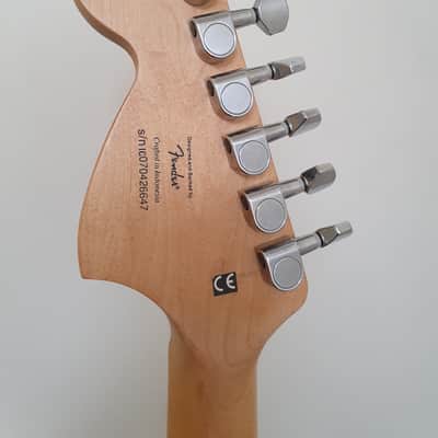 Squier Hello Kitty Stratocaster 2007 - Pink with Hard Shell Case image 4