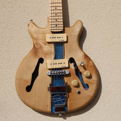 Timo Blue River - Handmade Beech Oak Semi-Hollow Epoxy River Luthier-Built Electric Guitar - Unique Shape image 3