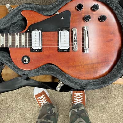 Gibson Les Paul Studio Vintage Mahogany 2003 - 2007 - Worn Cherry image 4
