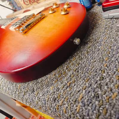 Gibson Les Paul Tribute 2019 - 2024 - Satin Cherry Sunburst image 5