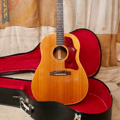 Gibson J-50 1964 - Natural image 1
