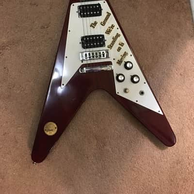 Gibson Flying V Medalian Model 1972 Cherry Red woodgrain Stain image 3
