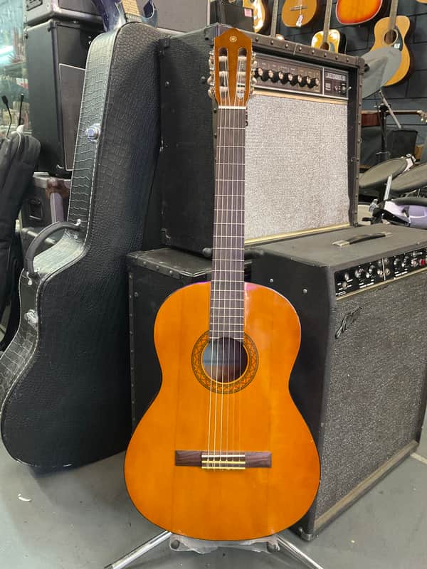 Yamaha C40 image 1