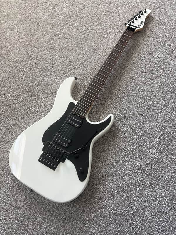 Schecter Sun Valley Super Shredder FR - White Gloss image 1