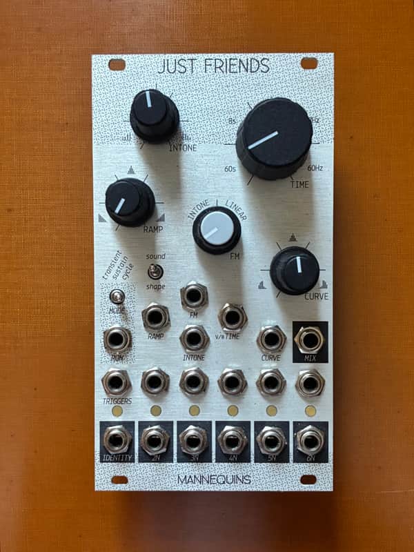 Mannequins Just Friends V2