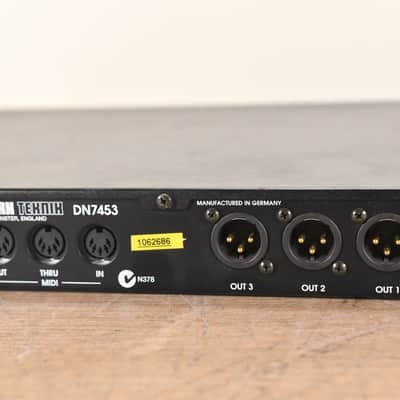 Klark-Teknik DN7453 Digital Delay Line and Multiprocessor CG004D5 image 7