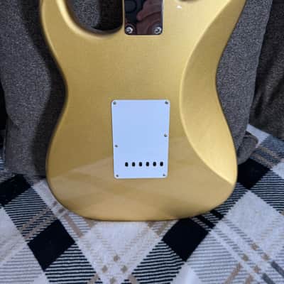 Fender American Original 50s Stratocaster guitar Aztec gold image 9