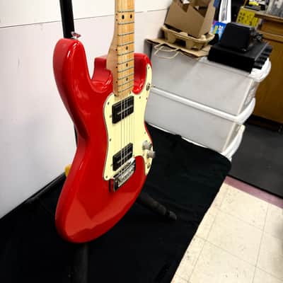 Vintage 1983 Peavey T-15 Short Scale Electric Guitar with Peavey Case Amplifier image 13
