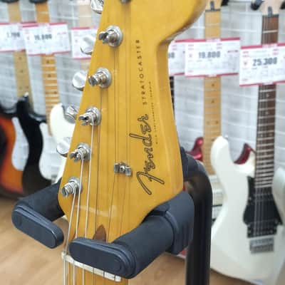 Fender ST57 Electric Guitar image 2