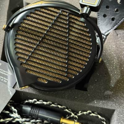 Audeze LCD-4Z - Practically Brand New (Used for Only 1 Hour) image 4