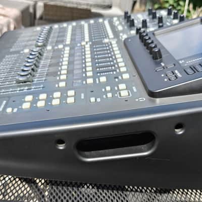Behringer X32 Compact - mixing desk - w/ softbag, flight case, decksaver, gooseneck LED image 10