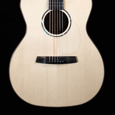 Kremona R35e, Orchestra Model, Spruce Top, Rosewood Back and Sides - NEW image 8