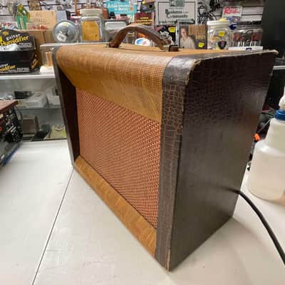 1956 Silvertone 1331 Tube Combo Amp - Tweed image 7