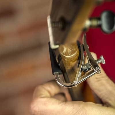 Shubb Banjo Mandolin and Bouzouki Capo - Polished Nickel image 2