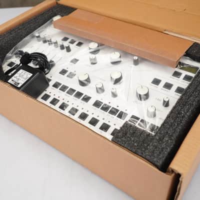 Modor DR-2 Digital Drum Synthesizer w/ Box #58732 image 3
