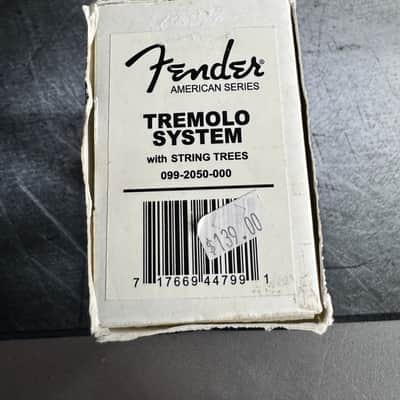 Fender 099-2050-000 American Series Stratocaster Tremolo Bridge Assembly 2010s - Chrome image 7