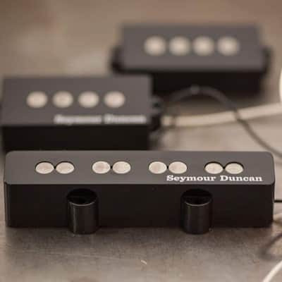 Seymour Duncan Quarter Pound P-J Bass Set - Black image 2