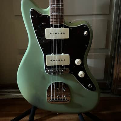 Fender Limited Edition 60th Anniversary Classic Jazzmaster with Matching Headstock Pau Ferro Fretboard 2018 - Mastery Bridge - Daphne Blue image 9