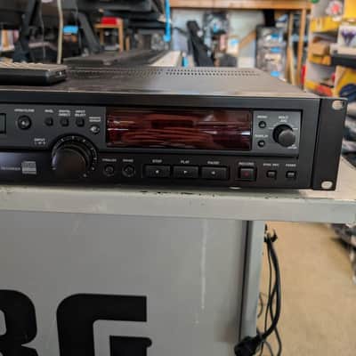 TASCAM CD-RW700 image 4