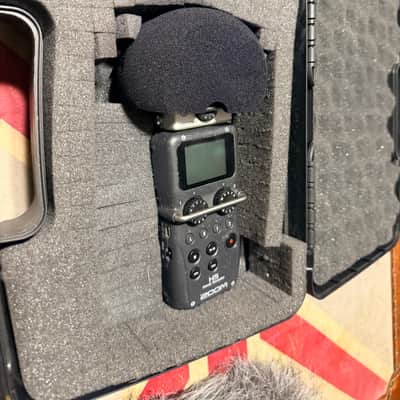 Zoom H5 Handy Recorder w Case image 8