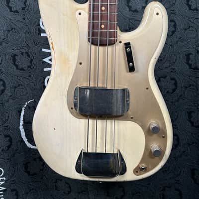 Fender Custom Shop '59 Precision Bass Guitar (2004)- Relic Blonde w/Hardcase (Pre-Owned) image 1