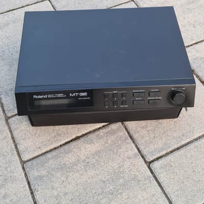 Roland MT-32 Multi-Timbre Sound Module MT32 MT32 Japan