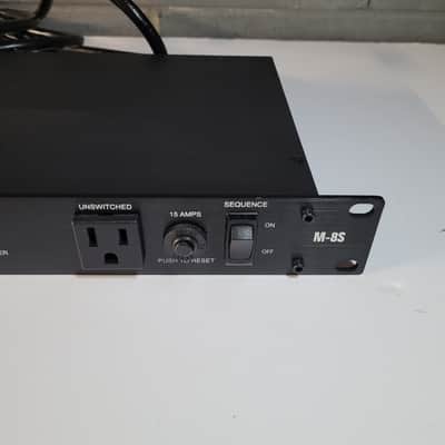 Furman M-8s 15A Power Conditioner/Sequencer - Black image 4
