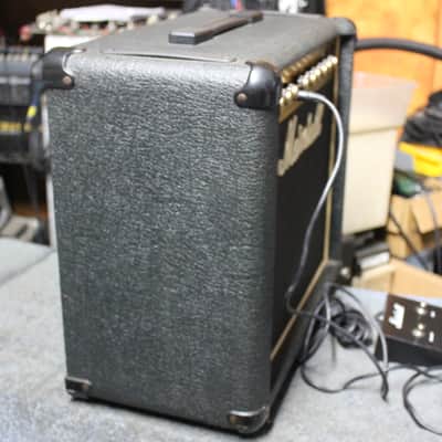 Marshall Artist 4203/30-Watt 1x12" Vintage 30 2 channel-Tube amp. image 7