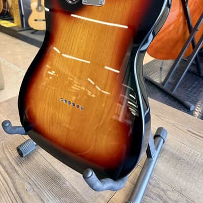 ギター TOKAI Breezy Sound 2021 Tokai BREEZY SOUND SUNBURST | Reverb