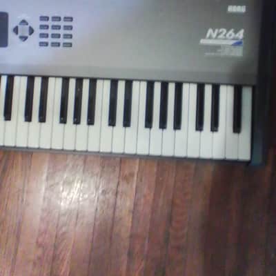 Korg N264 76-Key Music Workstation 1990s - Gray