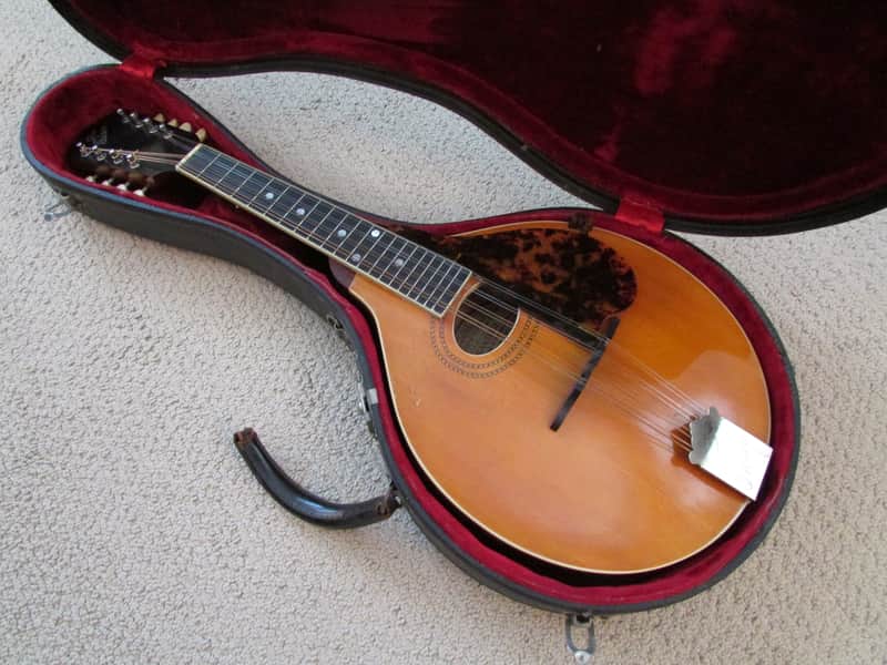 Circa 1918 Gibson A2 Mandolin w/OHSC image 1