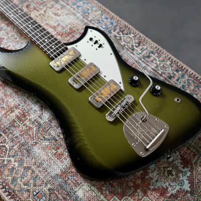 Novo Guitars Voltur B6 Baritone - 2025 - Green Burst. New - (Authorized Dealer) imagen 3