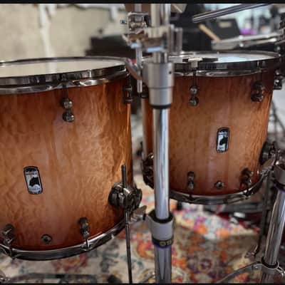 Mapex Black Panther  Design Lab Versatus Drum Kit Maple/Mahogany - Peach Burl Burst image 2