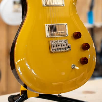 PRS SE DGT MOONS GOLD TOP image 4