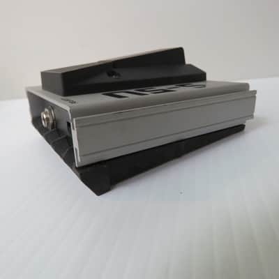 Boss FS-5U Non-latching Footswitch 2007 - Present - Gray image 14