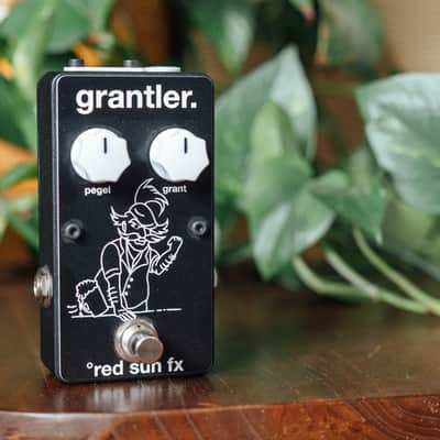 °red sun fx Grantler High Gain Distortion 2010s - Black image 1