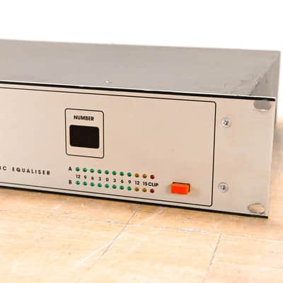 Klark Teknik DN3601 Programmable Slave Graphic Equalizer CG01XRT image 2