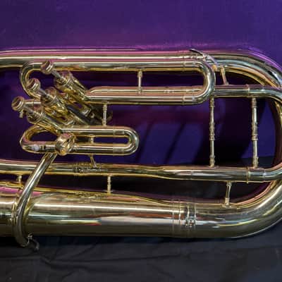 Conn Baritone Front detachable Bell - Lacquer image 2