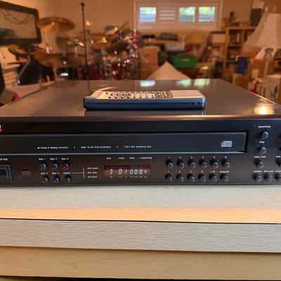 Adcom GCD-600 5-disc CD Changer Player + DAC NEAR MINT FRESH SERVICE REMOTE WOW! image 2
