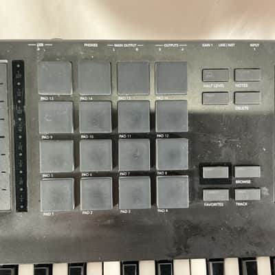 Akai MPC Key 61 Standalone Workstation Synthesizer - Black image 7