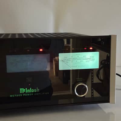 McIntosh MC7205 Five Channel Power Amplifier image 15