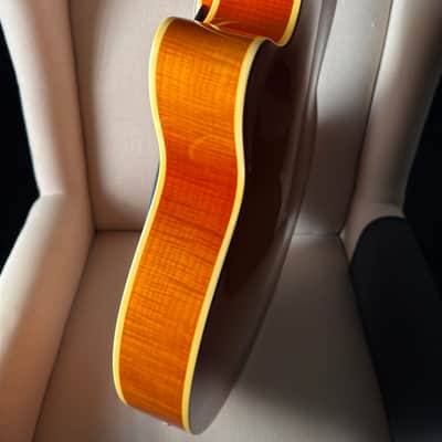 Peerless Cremona 17" Archtop image 6