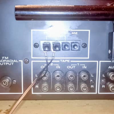 Marantz Model 2220B 20-Watt Stereo Solid-State Receiver 1974 - 1976 - Silver with Wood Case image 6