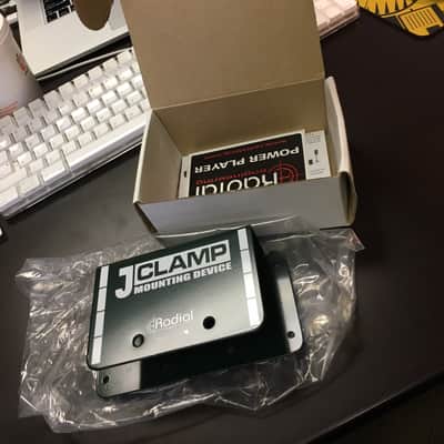 Radial J-Clamp