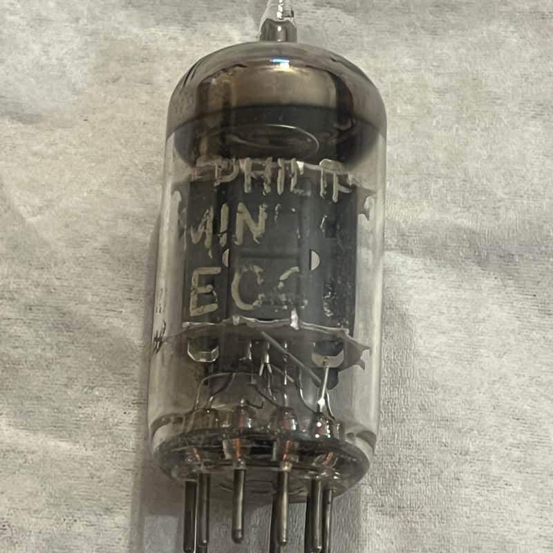 Philips Miniwatt ECC83 imagen 1